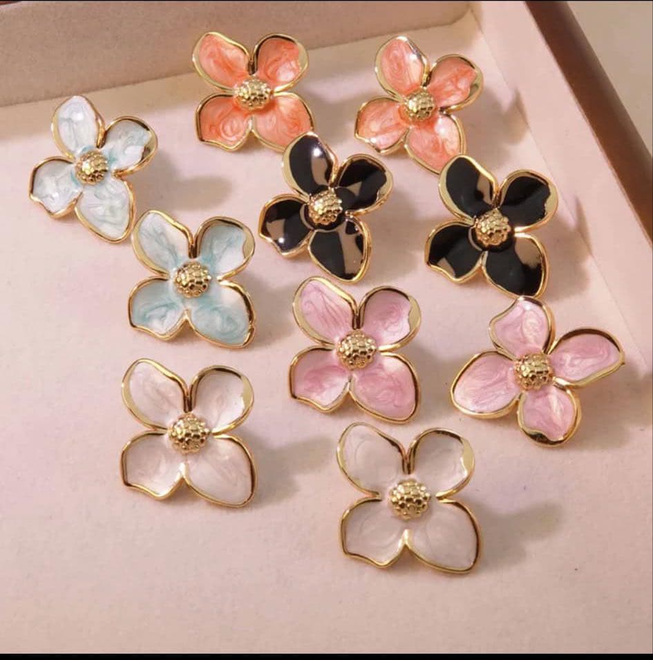 boucles d'oreilles fleurales